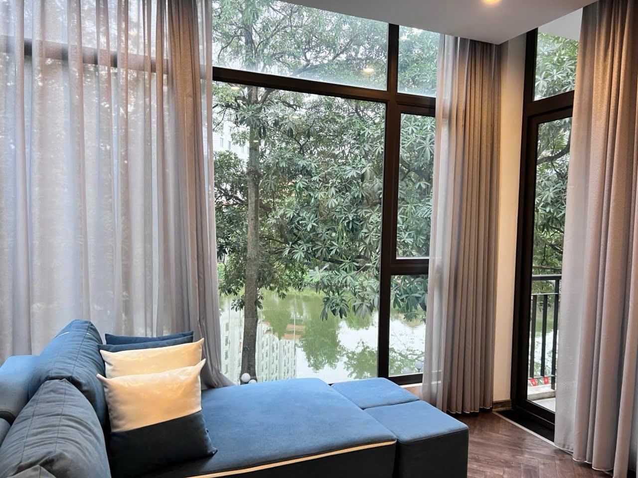 2BR apartment in Tay Ho — photo 3
