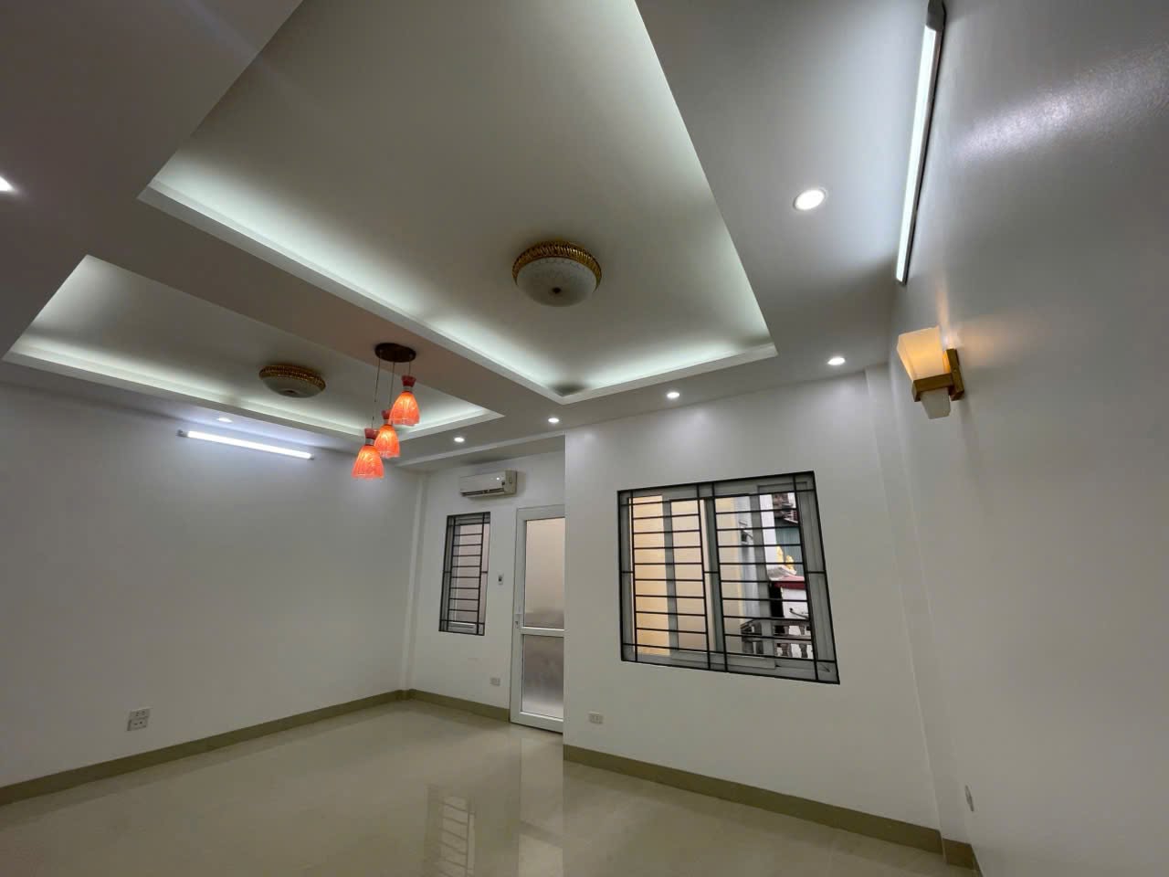 2BR house in Hanoi — photo 2