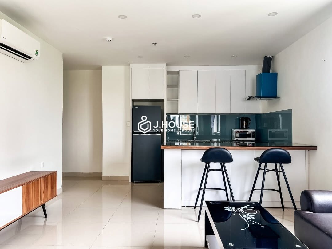 2BR serviced-apartment in District 2 — photo 3