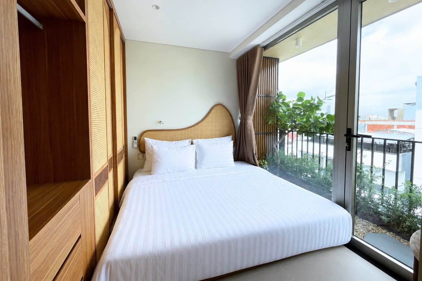 1BR apartment in Khue My — photo 2