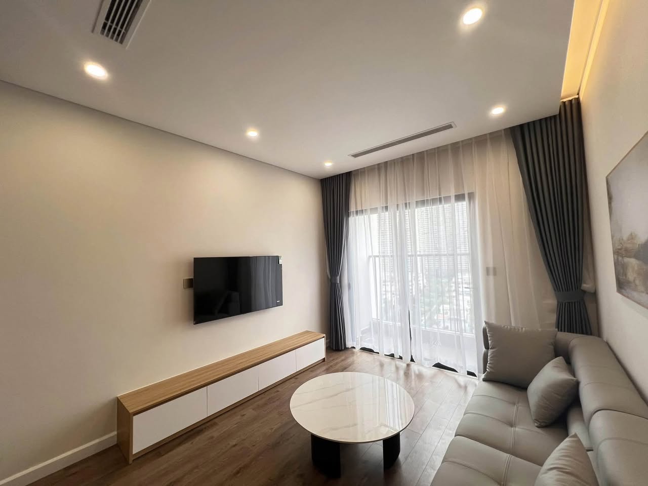 3BR apartment in My Dinh — photo 2