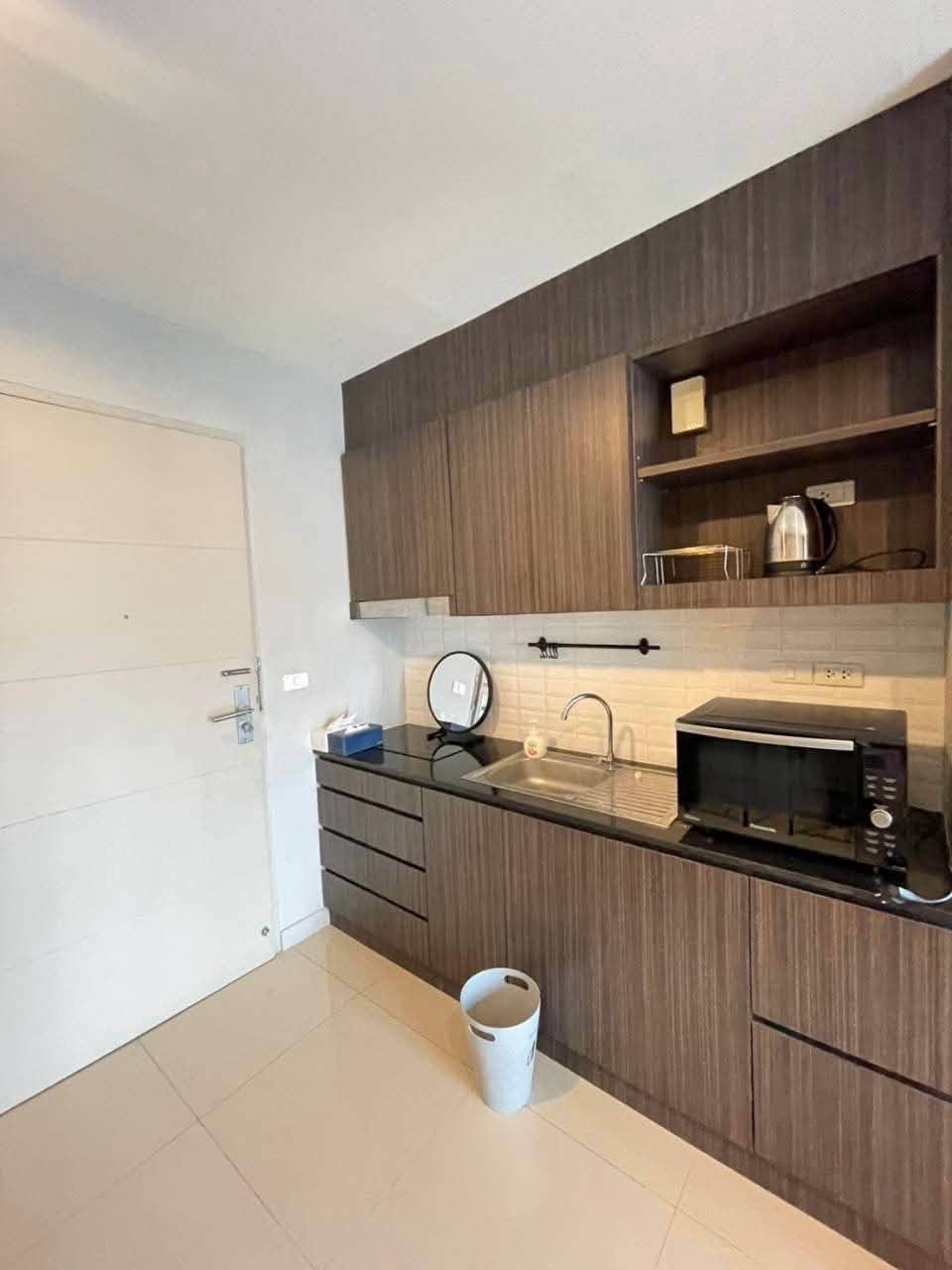 1BR apartment in Huai Khwang — photo 2