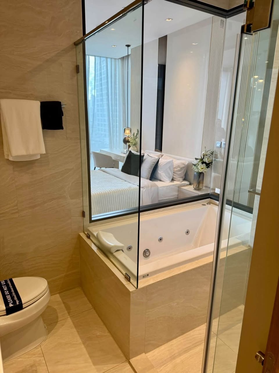 1BR apartment in Silom — photo 4