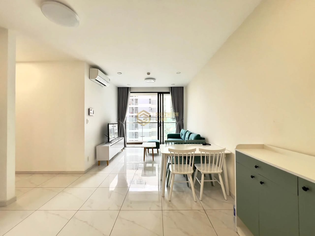 2BR apartment in District 2 — photo 2
