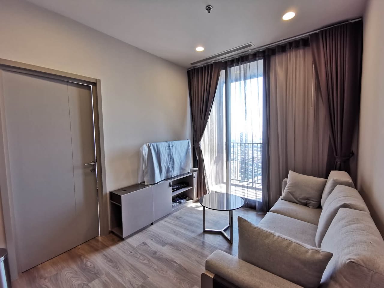 2BR condo in Bangkok — photo 2