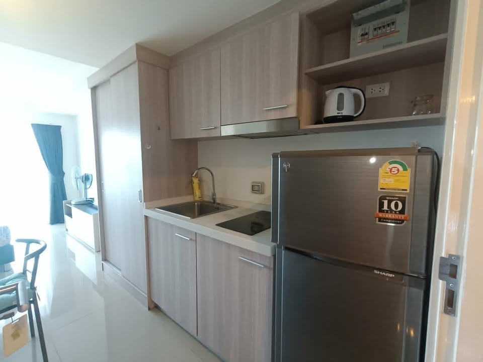 Studio condo in Central Pattaya — photo 5