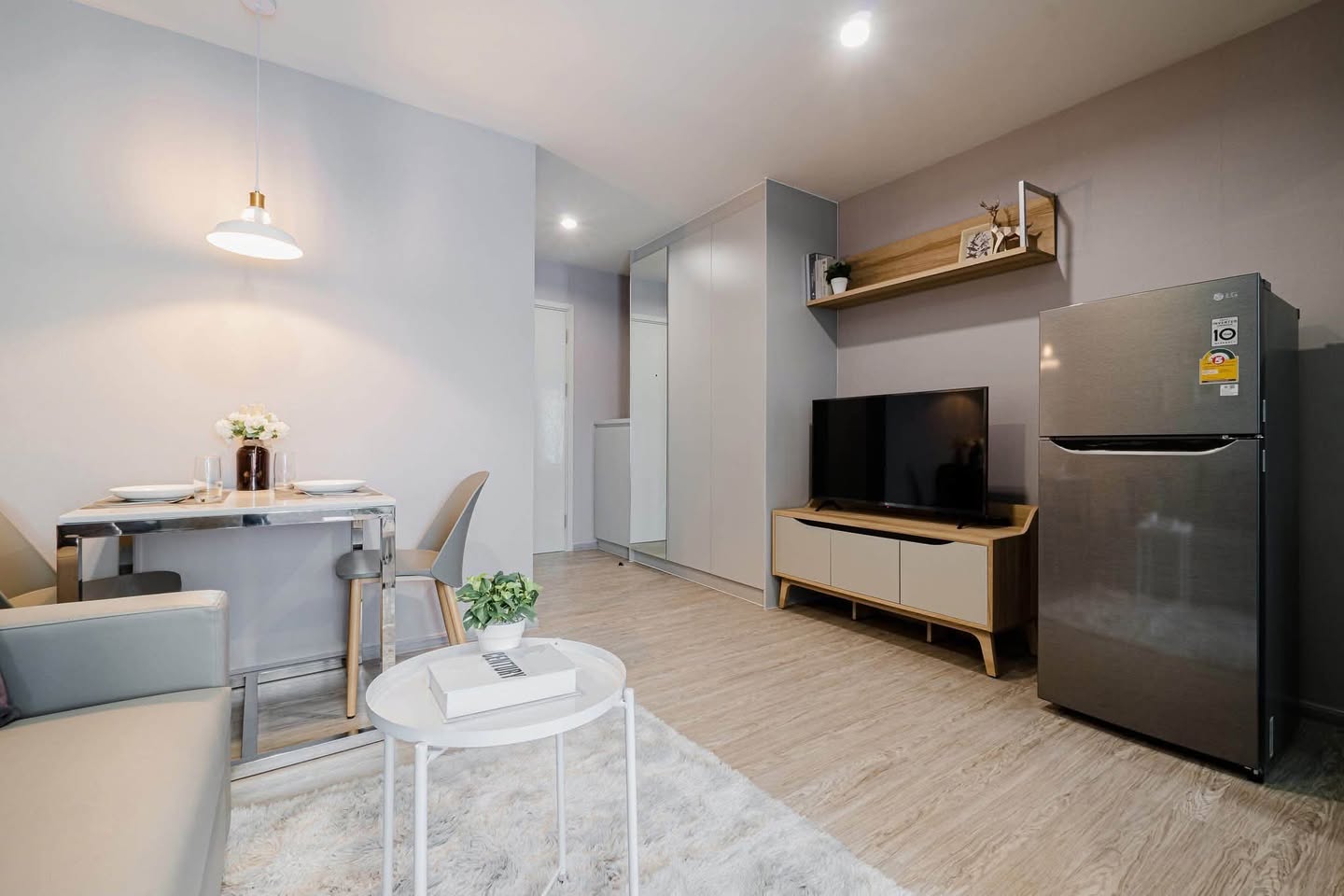 1BR condo in Saphan Mai — photo 4