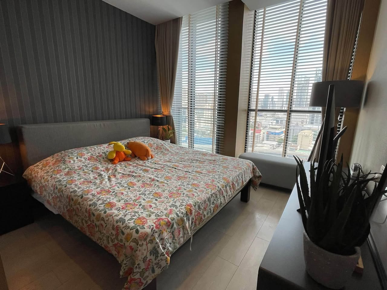 2BR condo in Ploenchit — photo 5