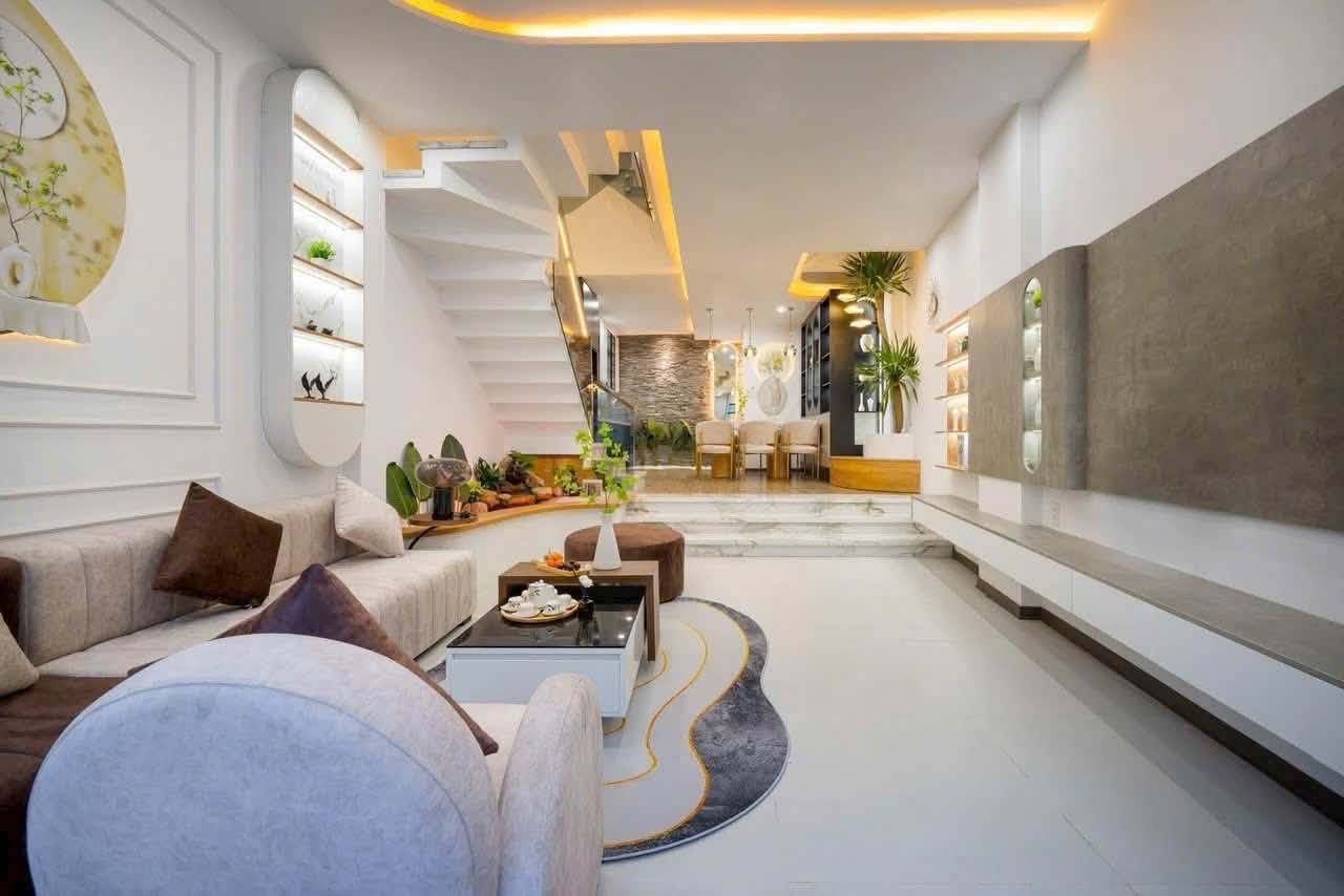 3BR house in Hoang Dieu — photo 2