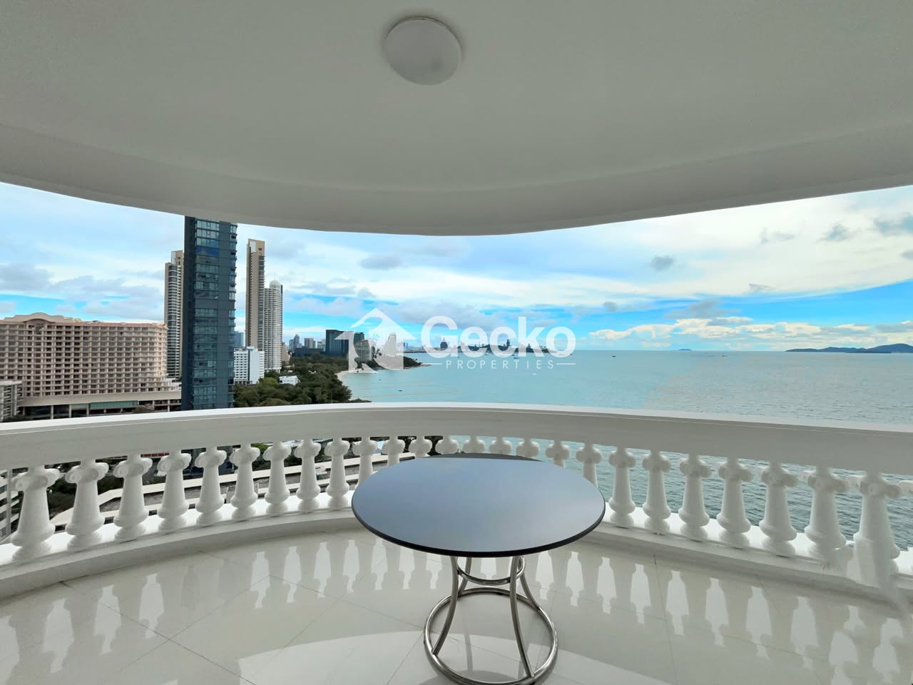 3BR condo for sale in Wongamat — photo 3