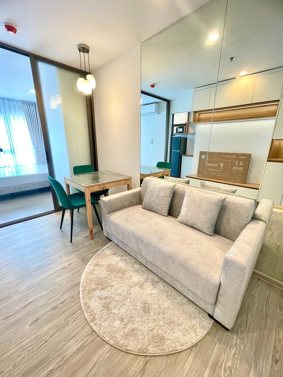 1BR condo in Sathorn — photo 2