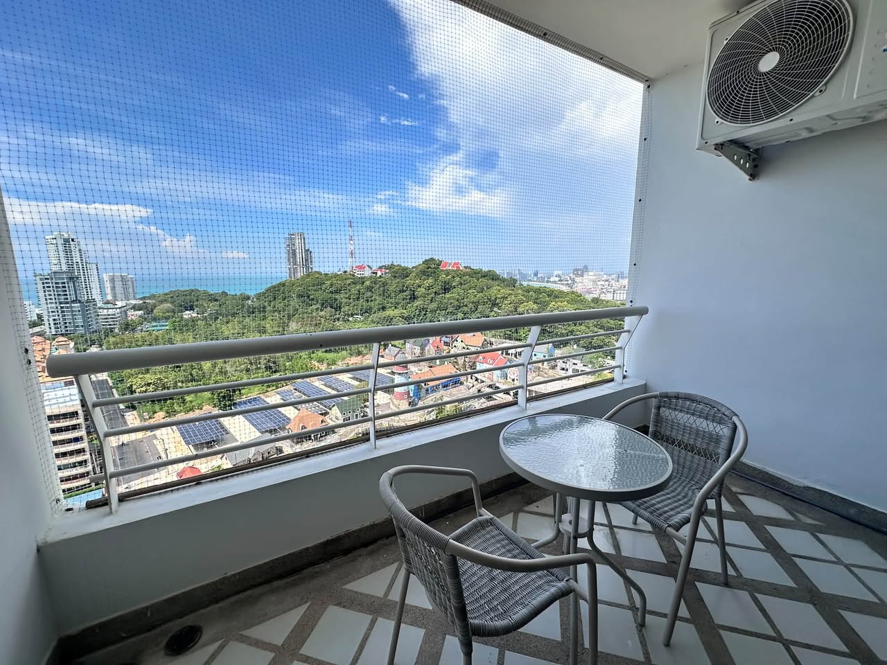 21BR condo for sale in Pratumnak — photo 4