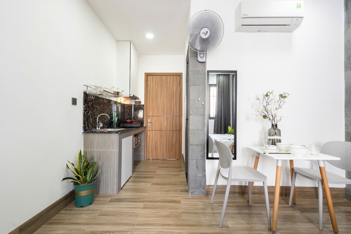1BR studio in Phu Nhuan — photo 5
