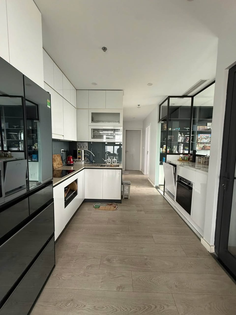 3BR apartment in Tay Ho — photo 2