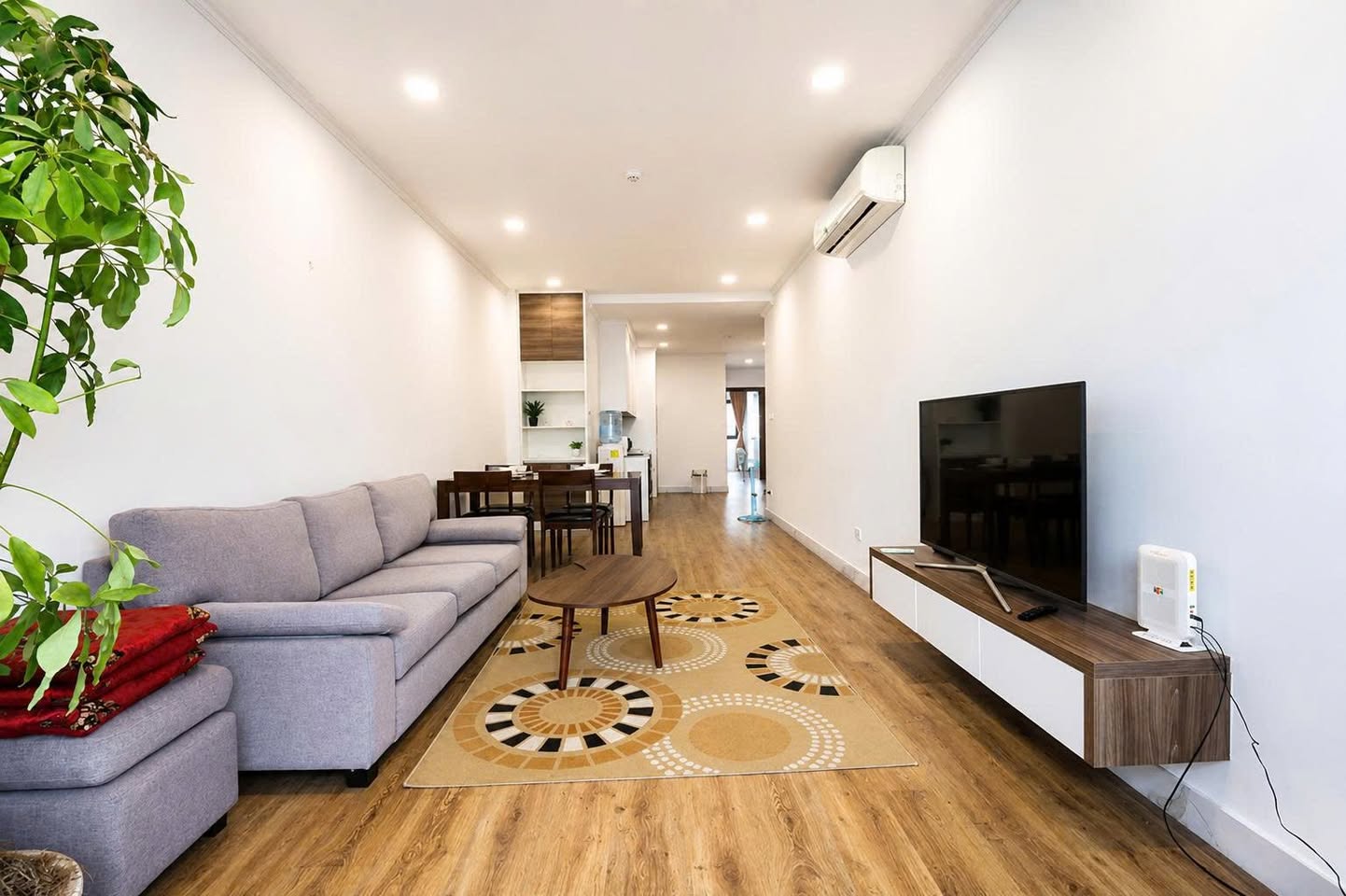 2BR apartment in Tay Ho — photo 3