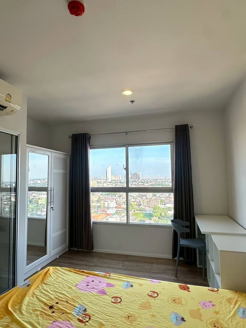 1BR condo in Suksawat — photo 5
