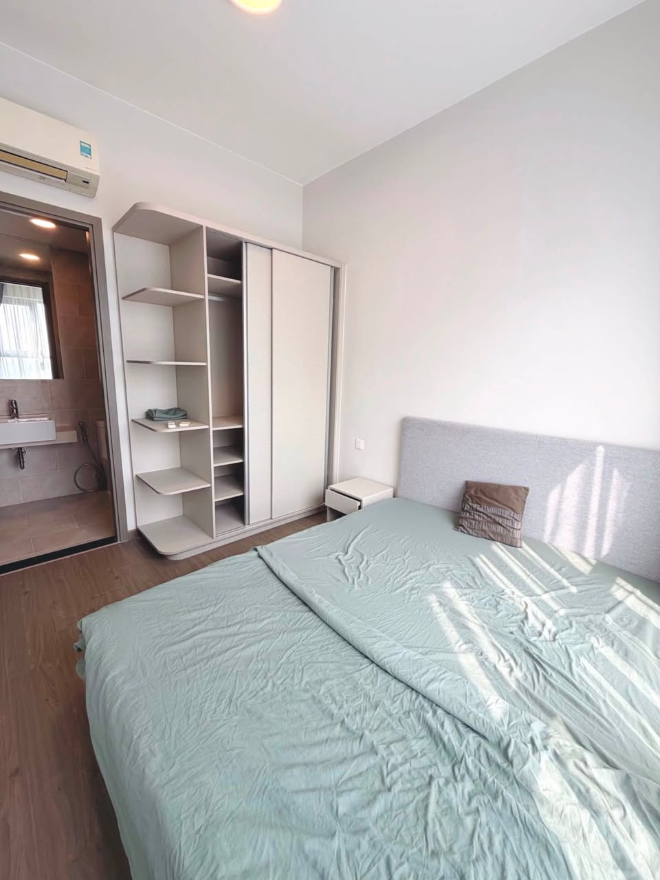 2BR apartment in Ho Chi Minh City — photo 5
