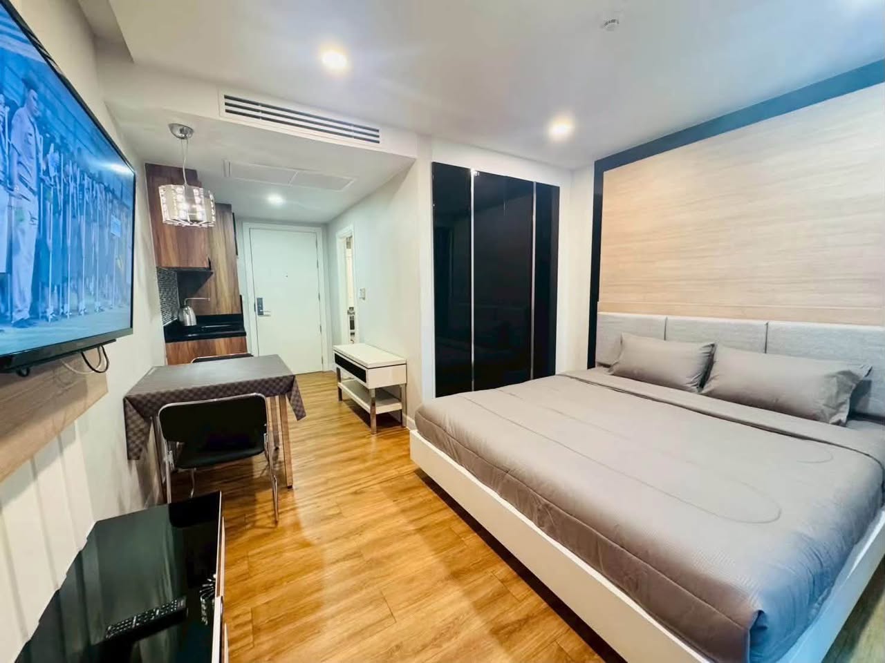 Studio studio in Central Pattaya — photo 3