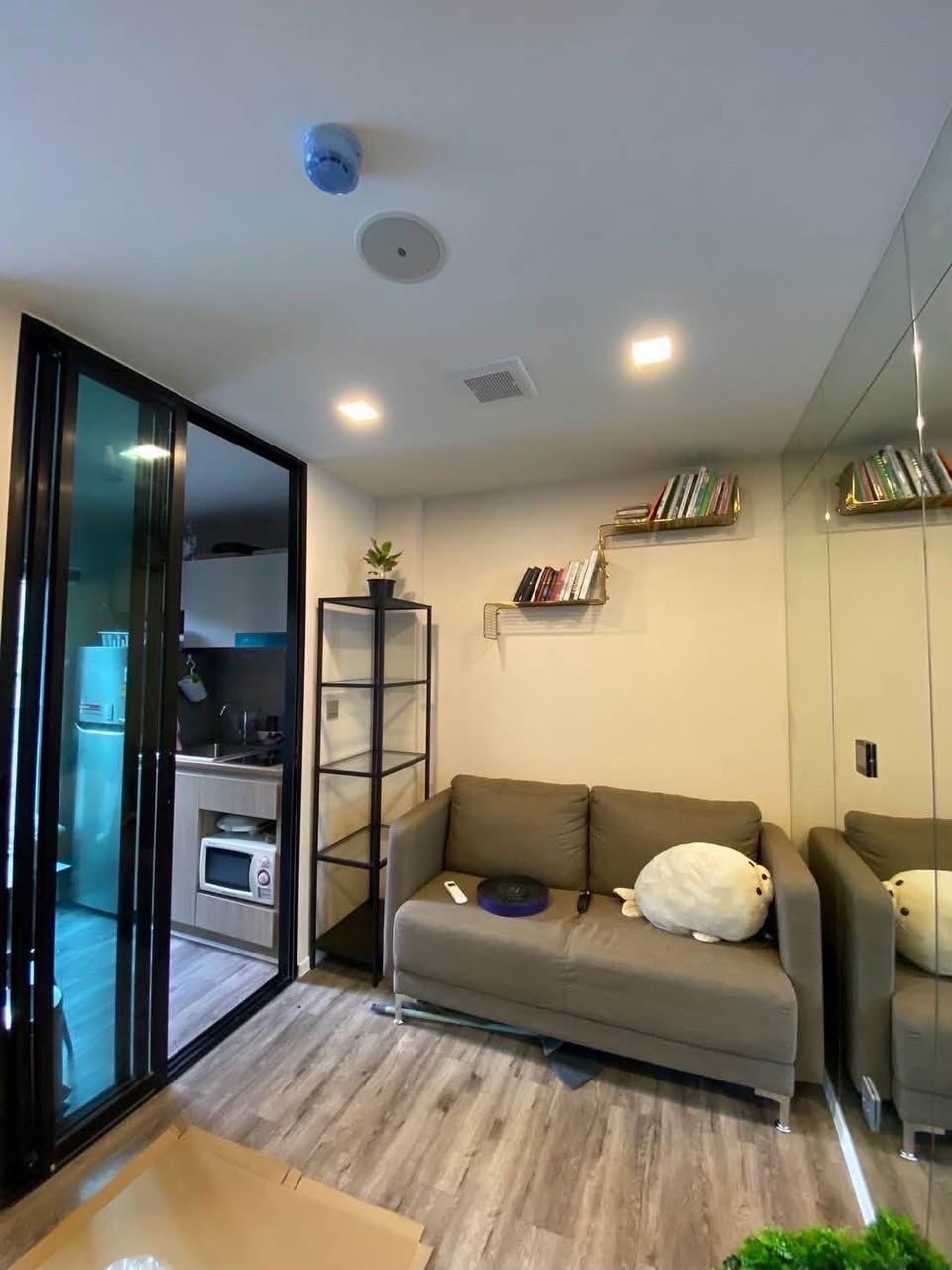 1BR apartment in Huai Khwang — photo 2