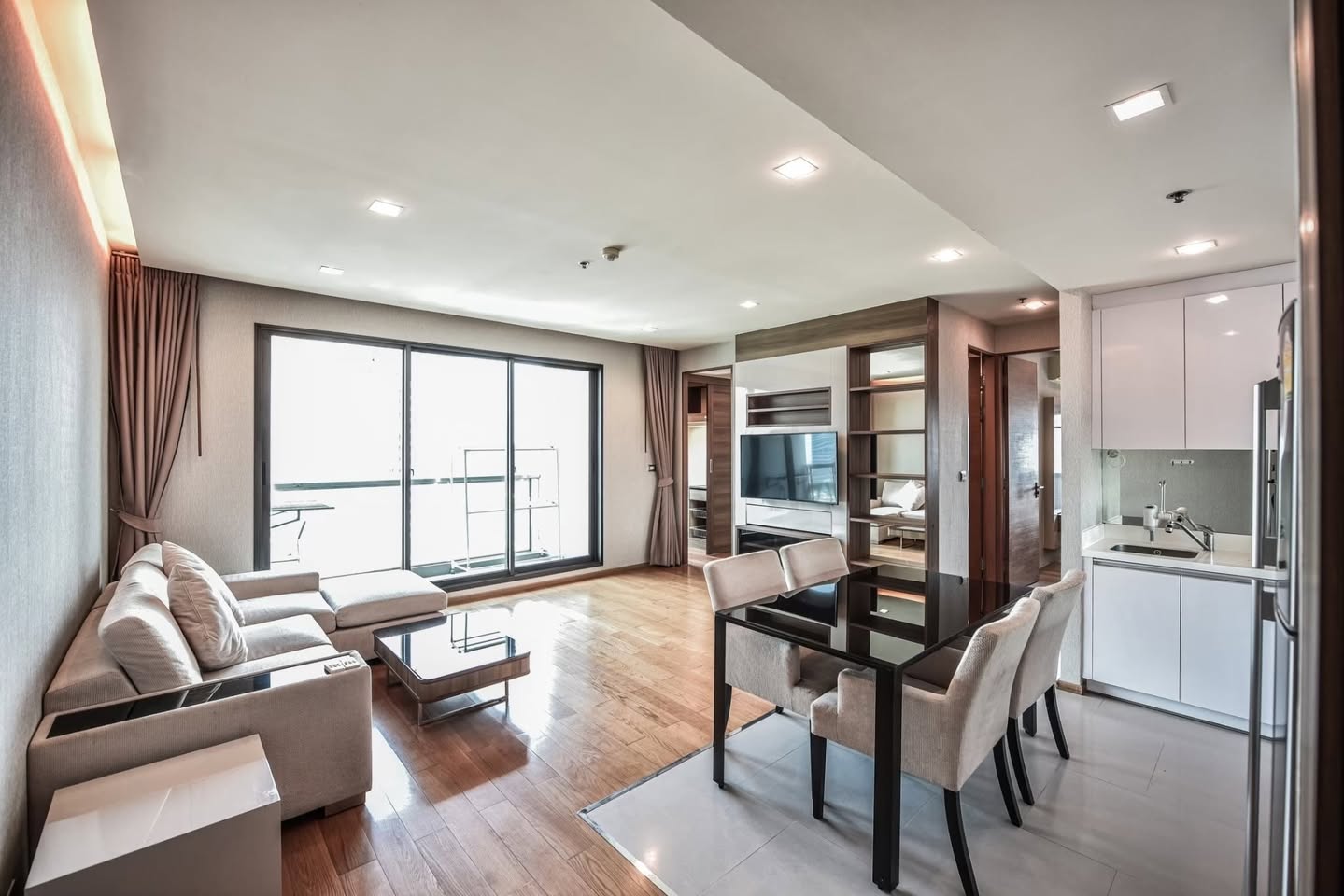 2BR apartment in Sathorn — photo 3