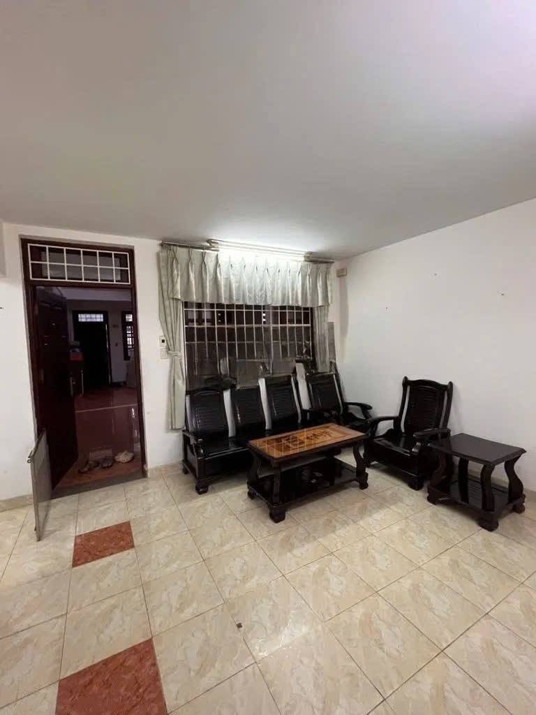 2BR apartment in District 5 — photo 2