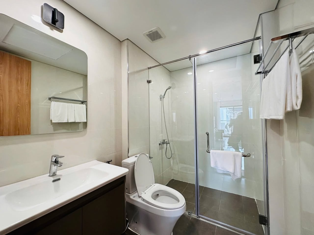 1BR apartment in Tay Ho — photo 2