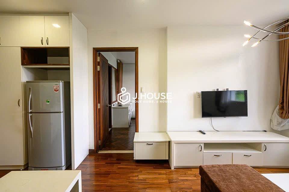 1BR apartment in Phu Nhuan — photo 5
