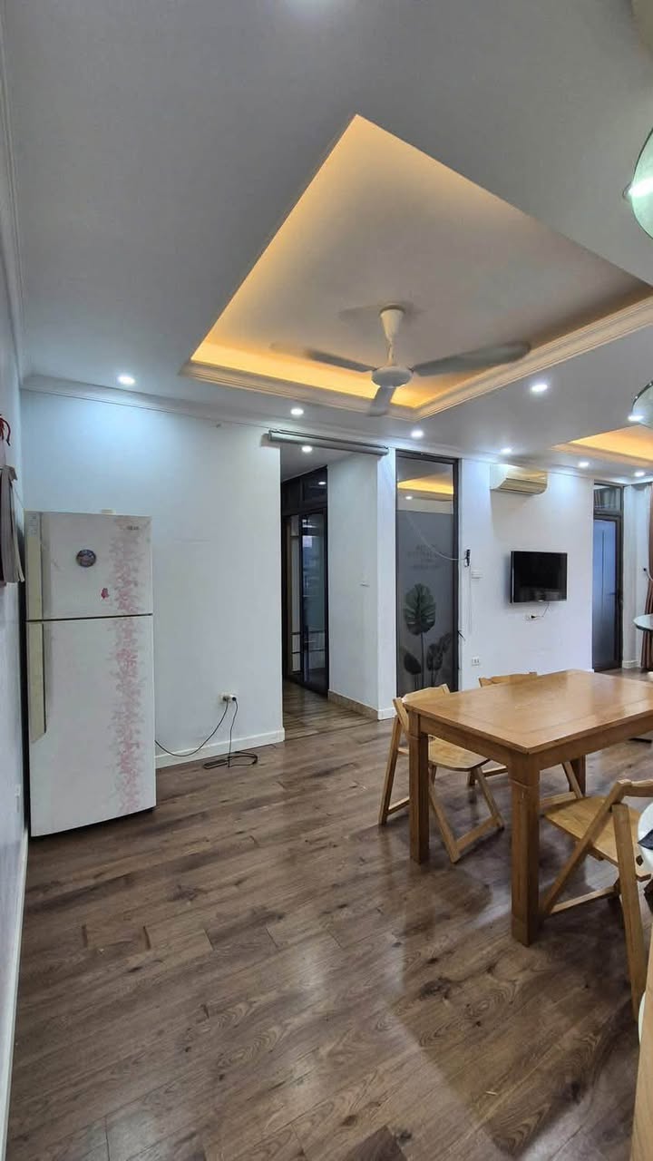 2BR apartment in Tay Ho — photo 2