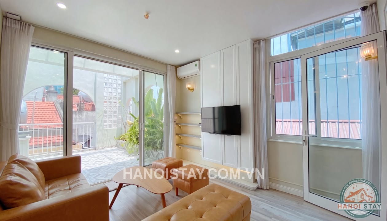 2BR apartment in Hoan Kiem — photo 2