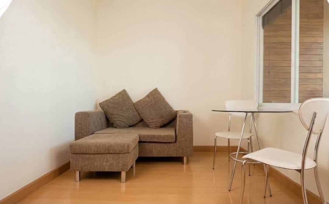 1BR condo in Huai Khwang — photo 2