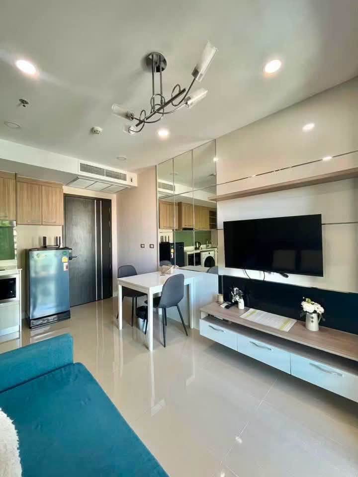 Studio condo in Central Pattaya — photo 2