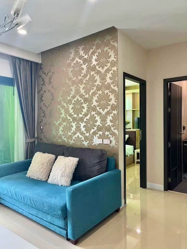 Studio condo in Central Pattaya — photo 5
