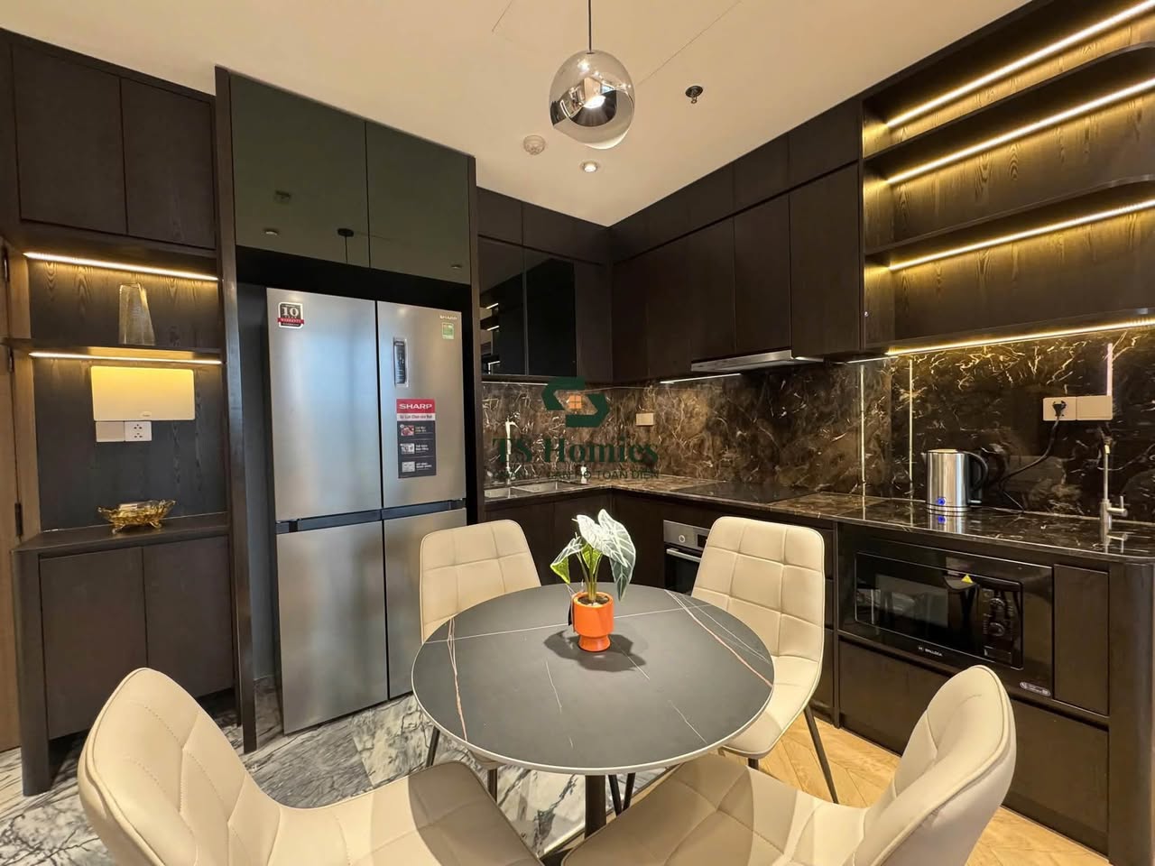2BR apartment in Thao Dien — photo 3