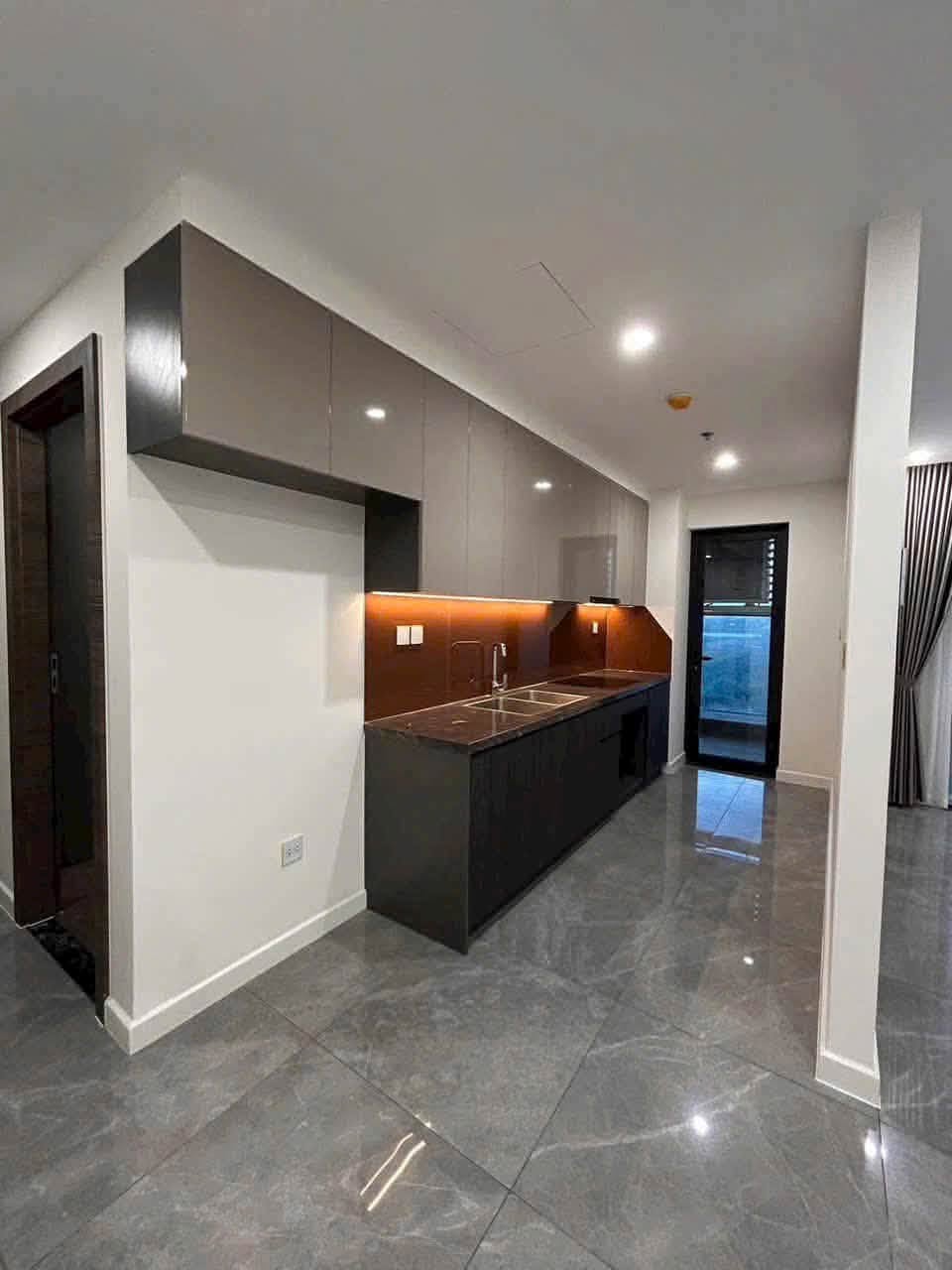 2BR apartment in District 7 — photo 4