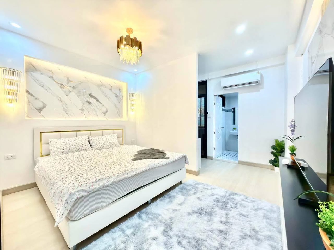 Studio condo in Central Pattaya — photo 3