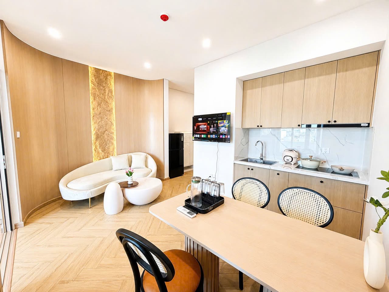 1BR apartment in Khue My — photo 5