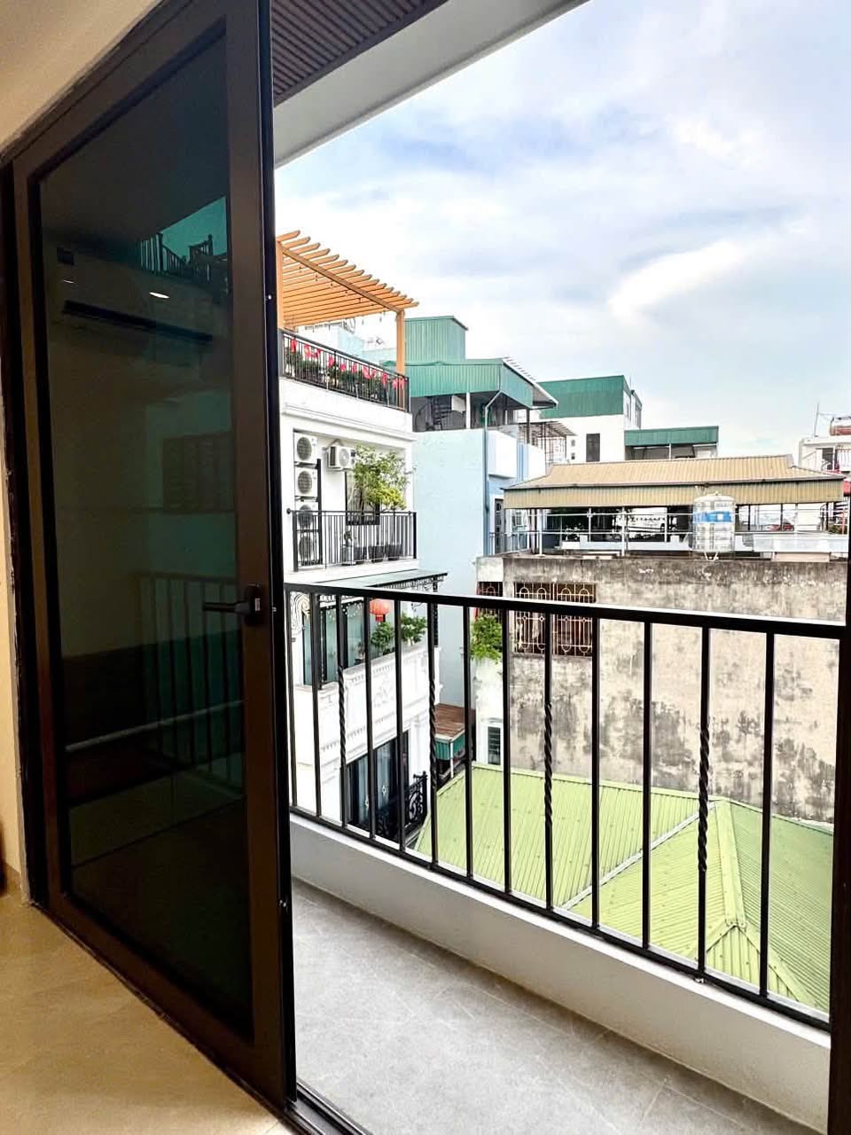 Studio studio in Tay Ho — photo 3