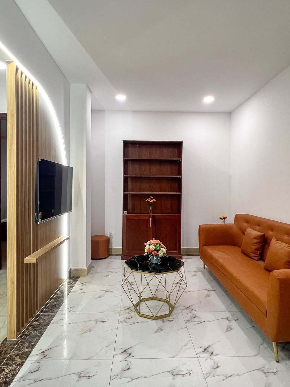 1BR serviced-apartment in District 2 — photo 4
