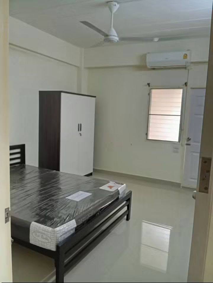 room in Nonthaburi — photo 4