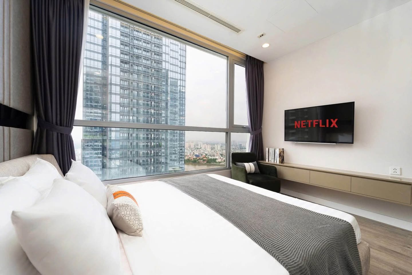 1BR serviced-apartment in Binh Thanh — photo 4