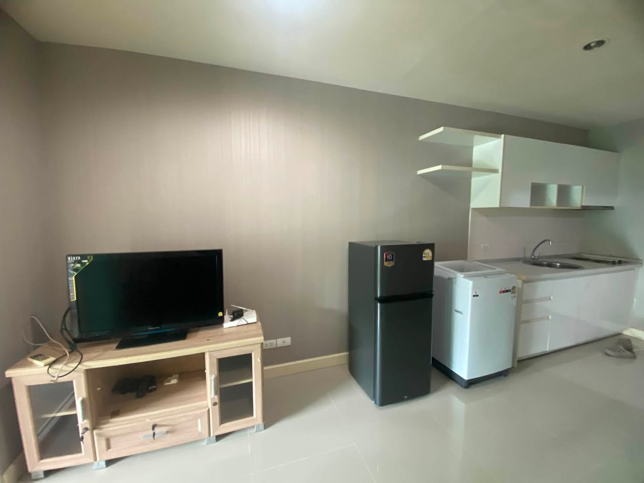 1BR condo in Sathorn — photo 2