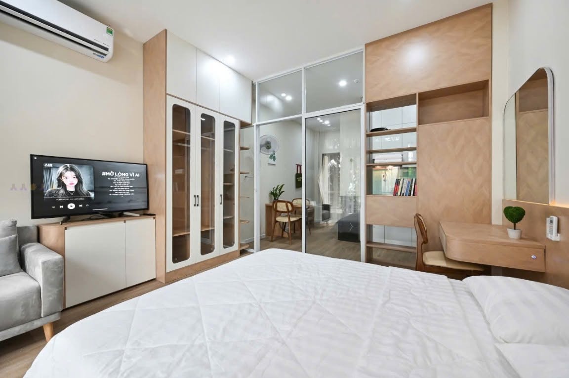 1BR apartment in District 1 — photo 2