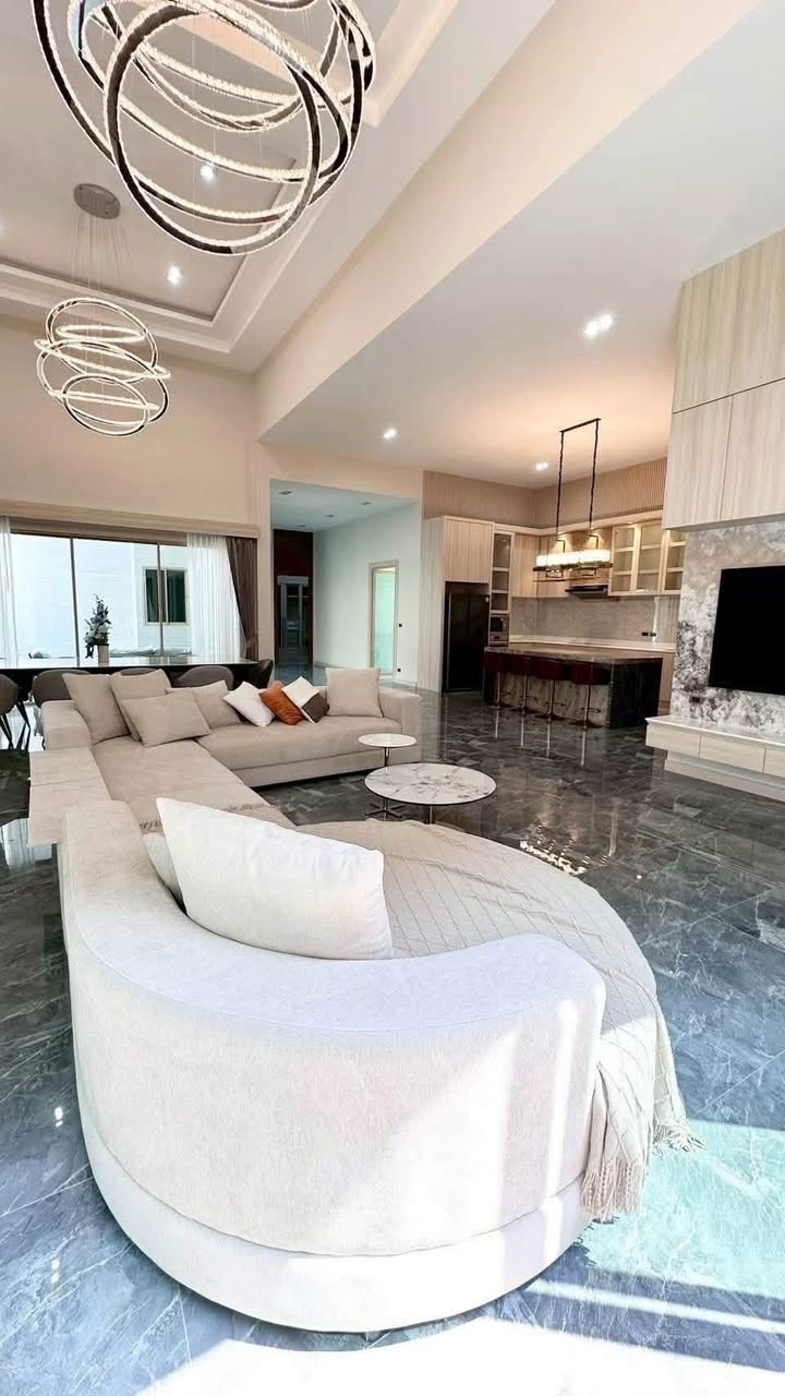4BR villa in Huai Yai — photo 2