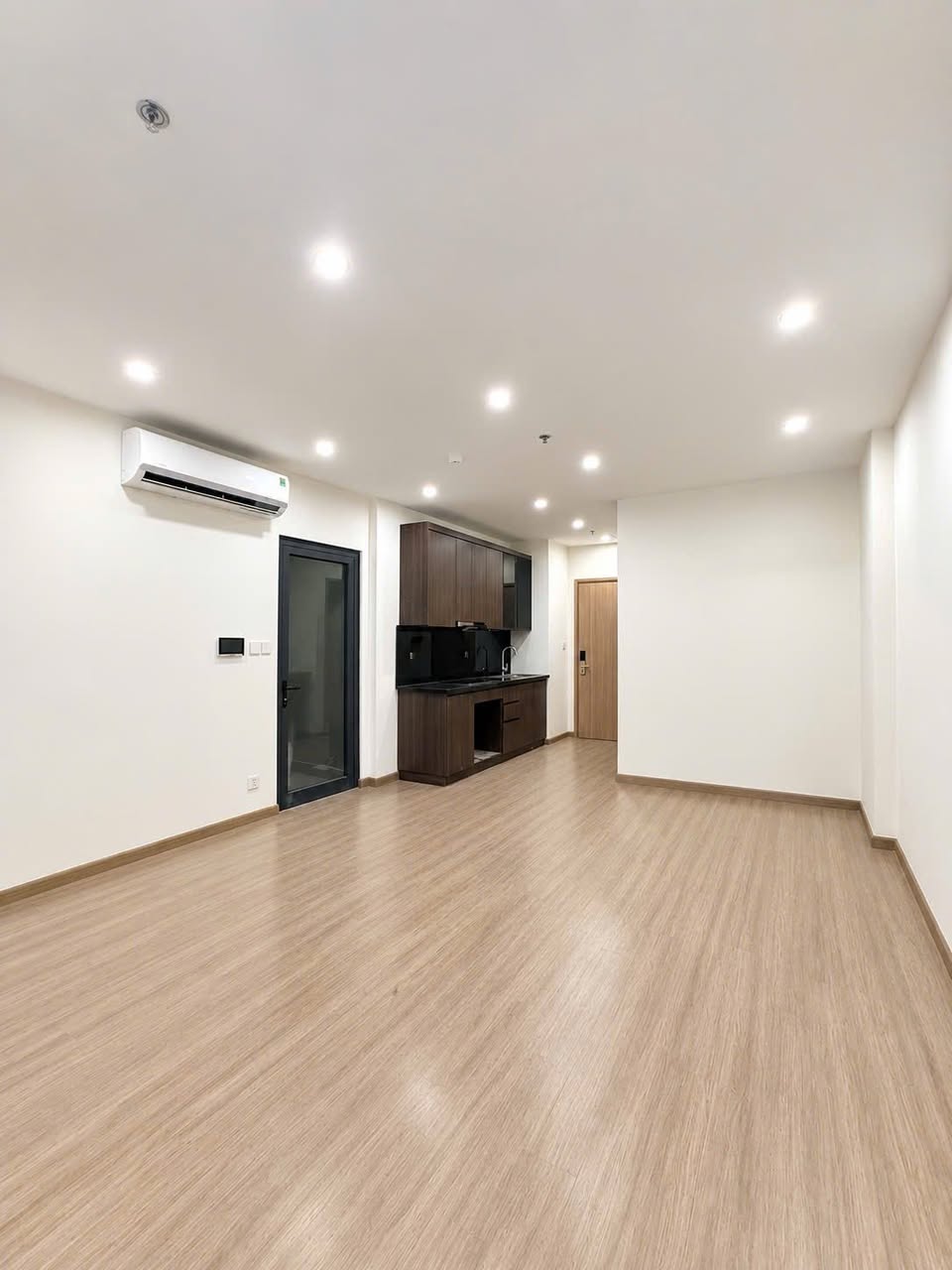studio in Tay Ho — photo 3