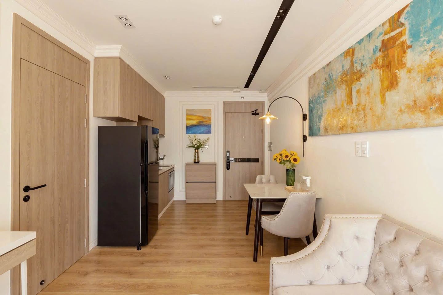 1BR apartment in Phu Nhuan — photo 2