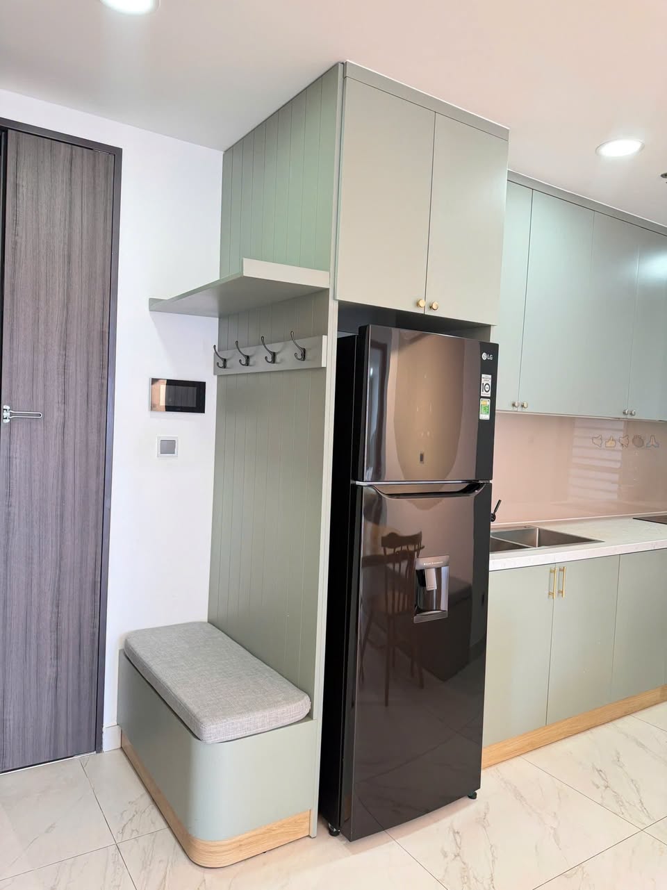 2BR apartment in Phu My Hung — photo 3