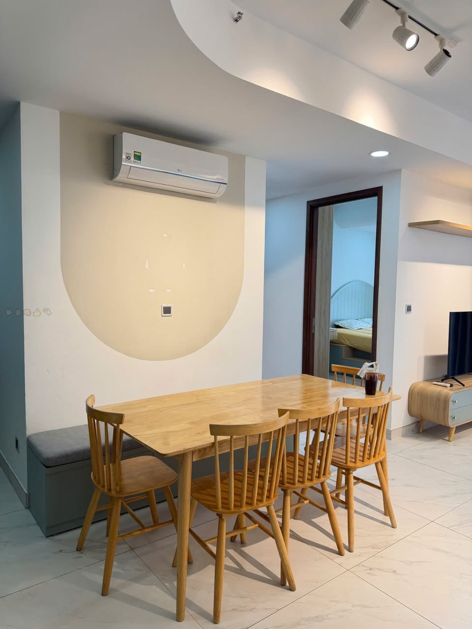 2BR apartment in Phu My Hung — photo 4
