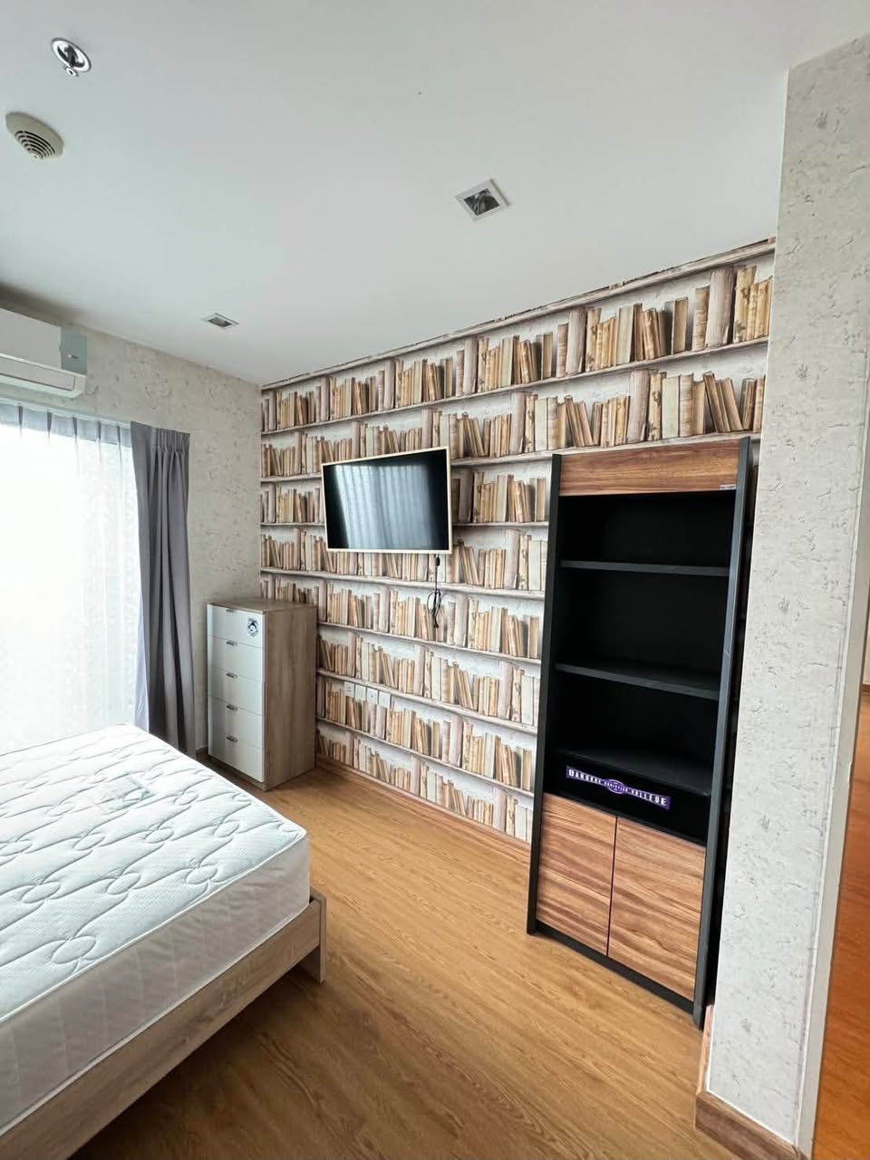 2BR condo in Sathorn — photo 2