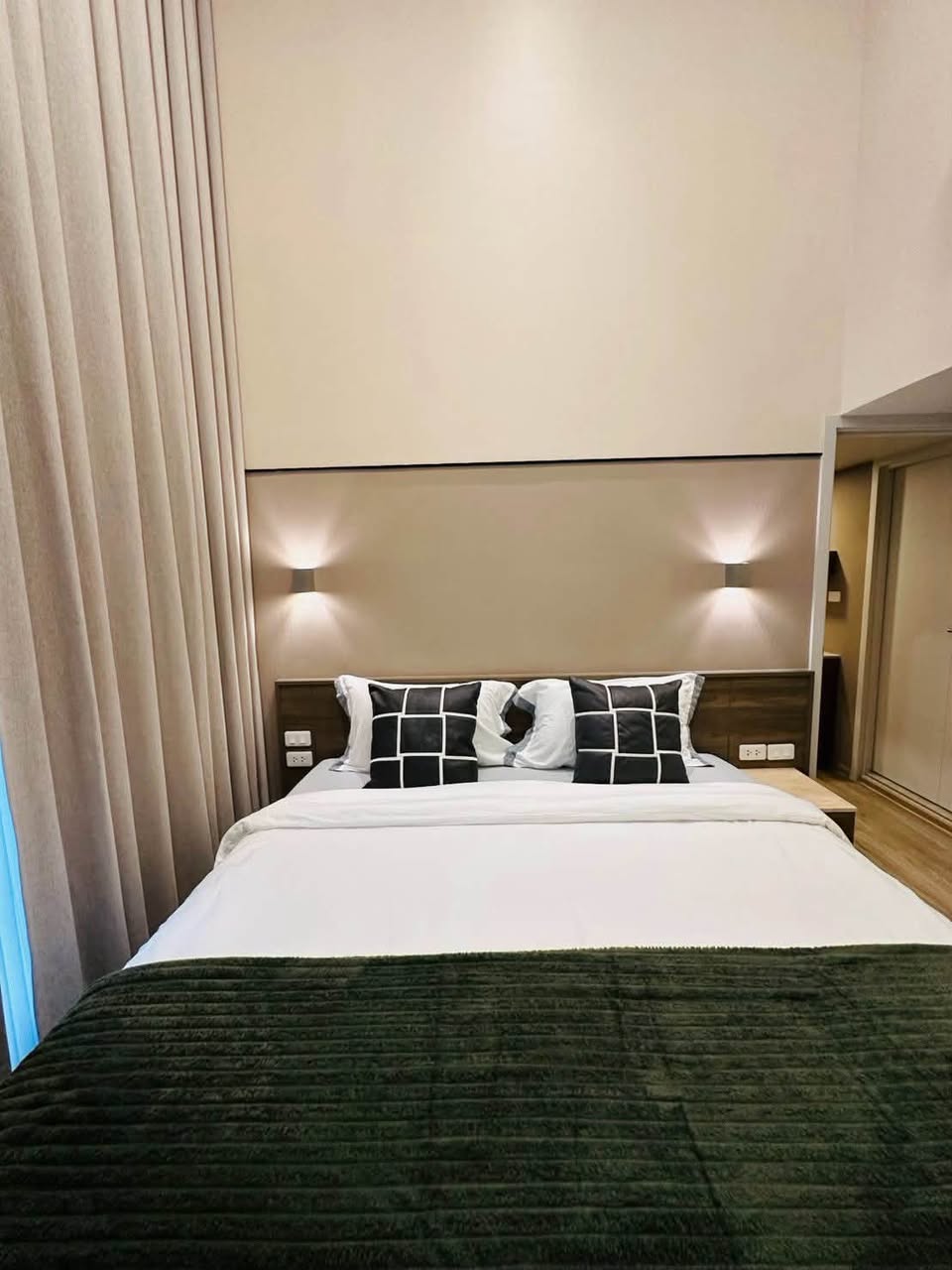 2BR duplex in Thonglor — photo 2